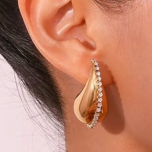 TEARDROP GOLD CHUNKY DOME EARRING WITH RHINESTONES NEW